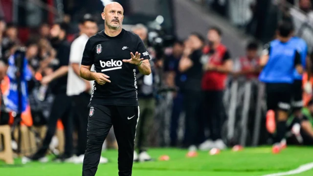 Vincenzo Italiano Trabzonspor maçı öncesi konuştu: ‘Direkt rakibimizle oynuyoruz’