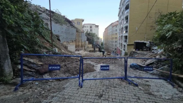 7 binada 30 kişi tahliye edildi
