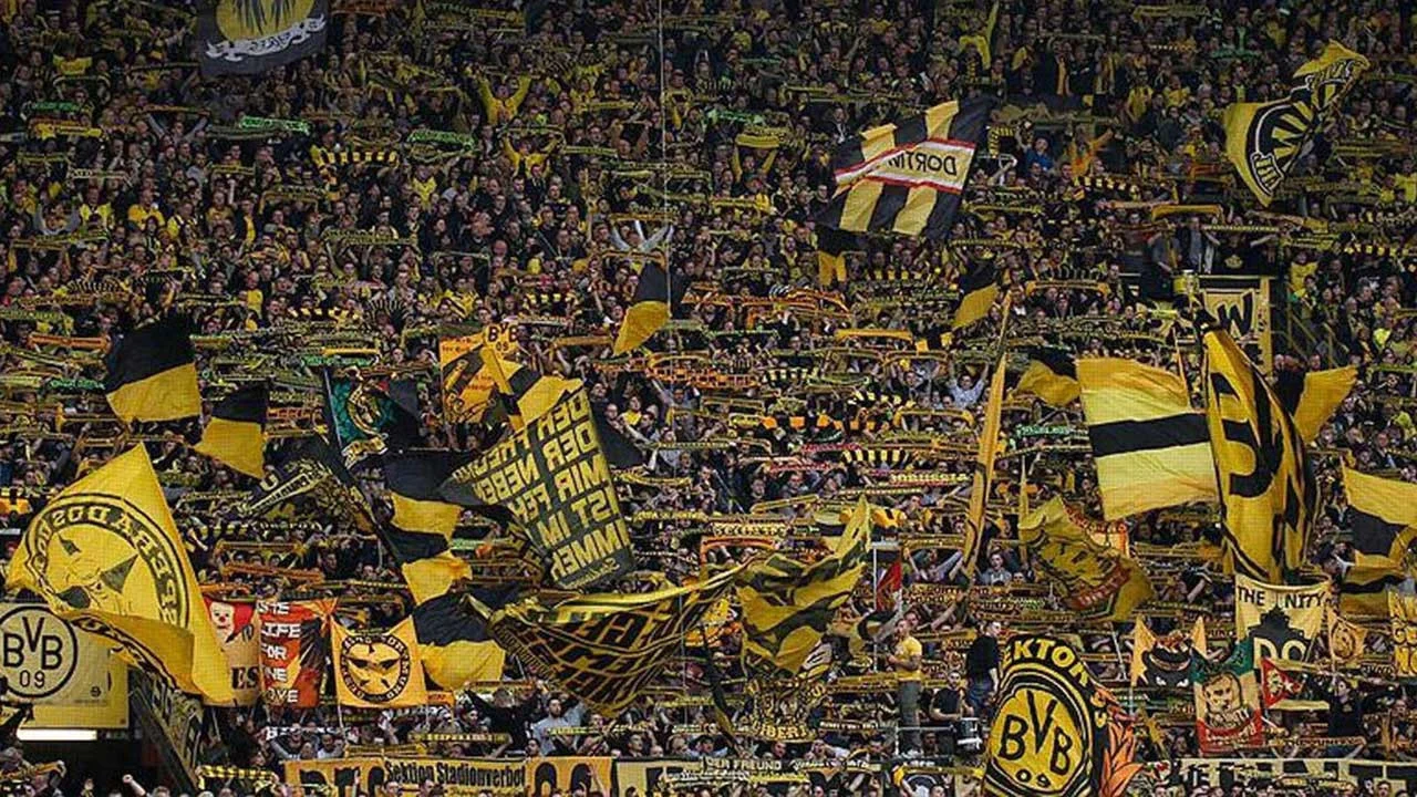 Borussia Dortmund maçlarda telefonunu kullanmayan taraftarları ödüllendirecek