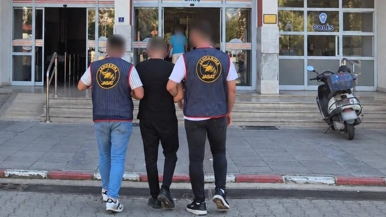 Aydın’da 21 yıl 2 ay hapis cezasıyla aranan hükümlü yakalandı