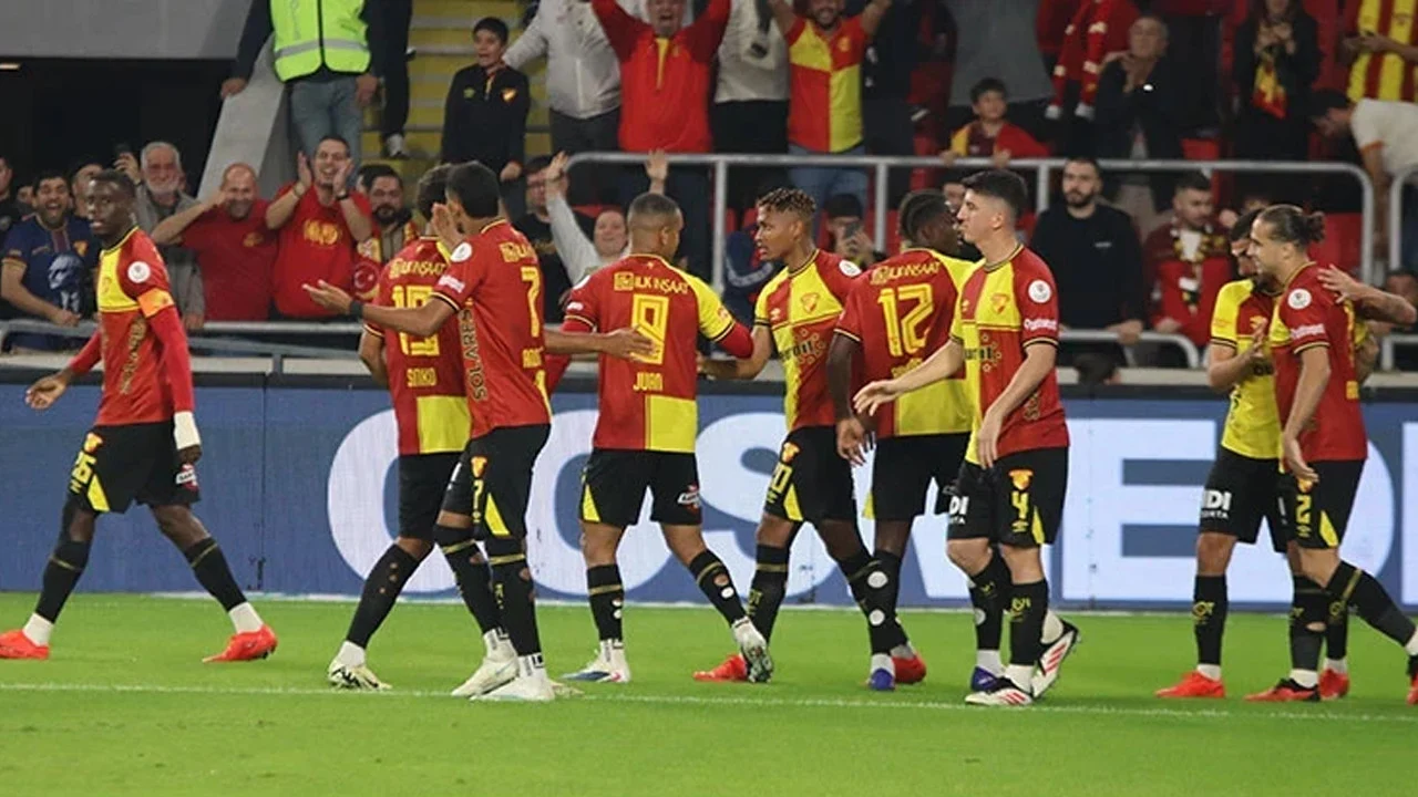 Göztepe, Çorum FK’yi 2-0 mağlup ederek üst üste üçüncü galibiyetini aldı