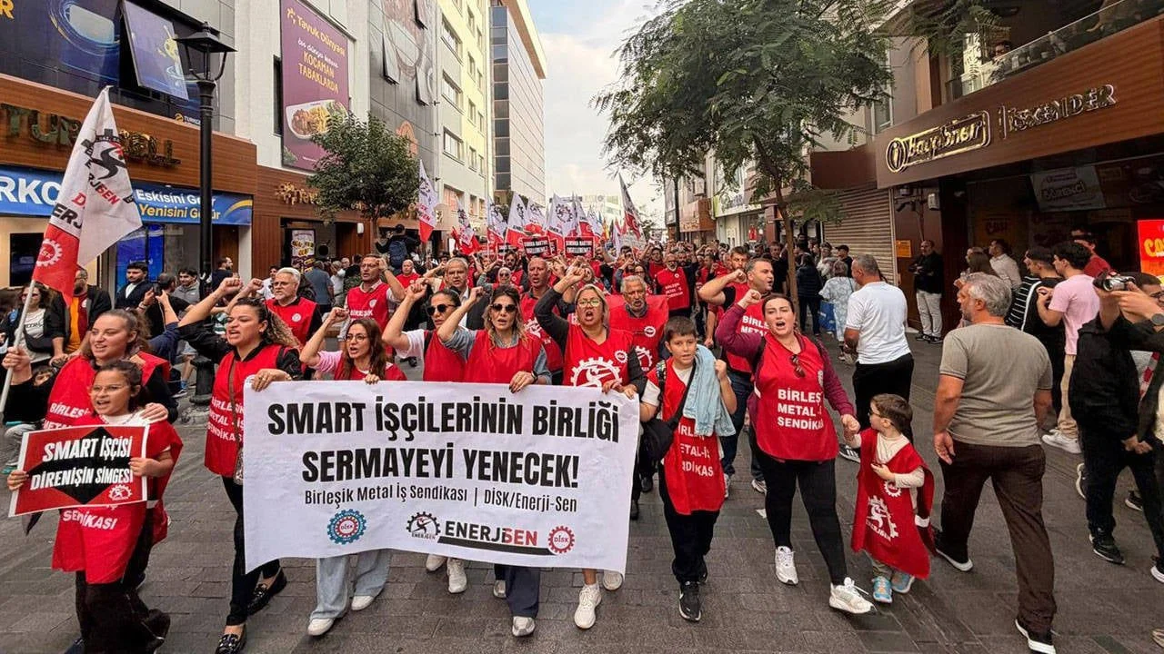Smart Solar işçilerinden Karşıyaka’da yürüyüş